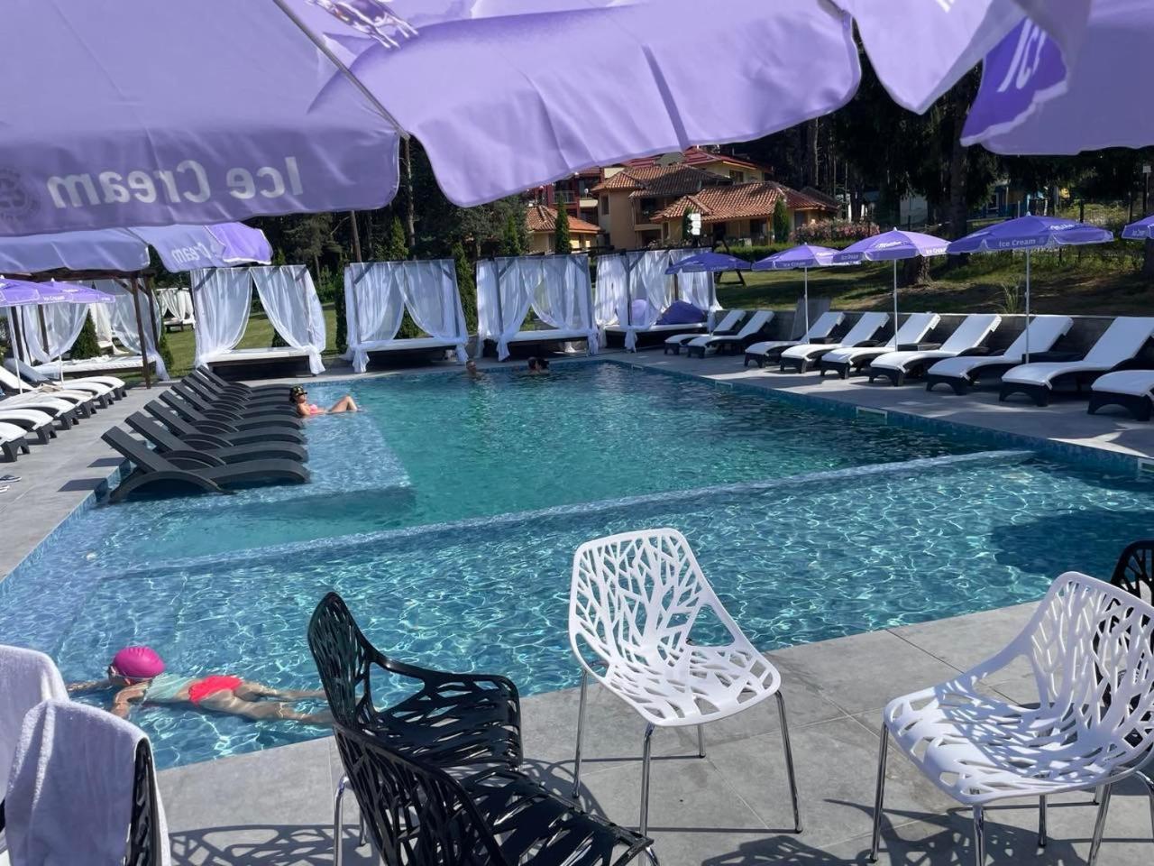 Paradise Hotel Tsigov Chark
