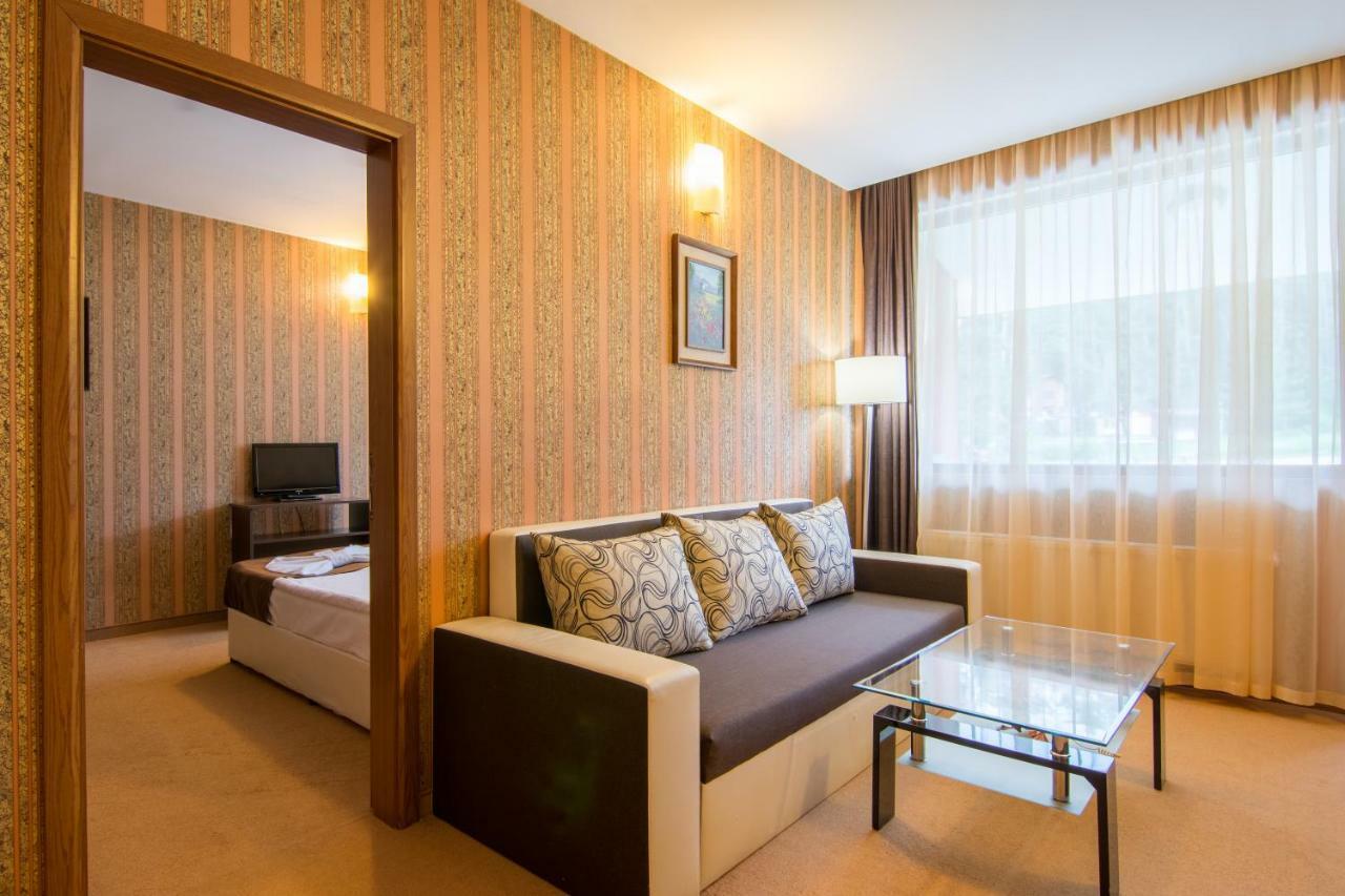 Paradise Hotel 3*